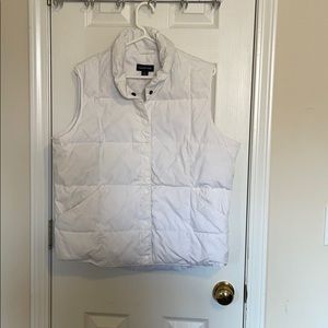 Super Cute Lands’ End Puffer Vest!